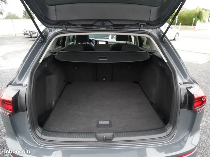 Volkswagen Golf 2023 photo 5