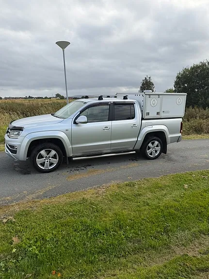 Volkswagen Amarok 2018 photo 2