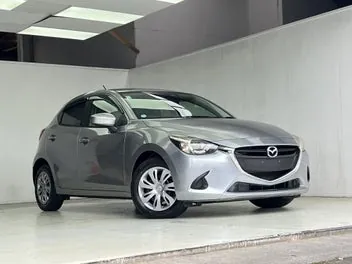 Mazda Demio 2015 photo 2