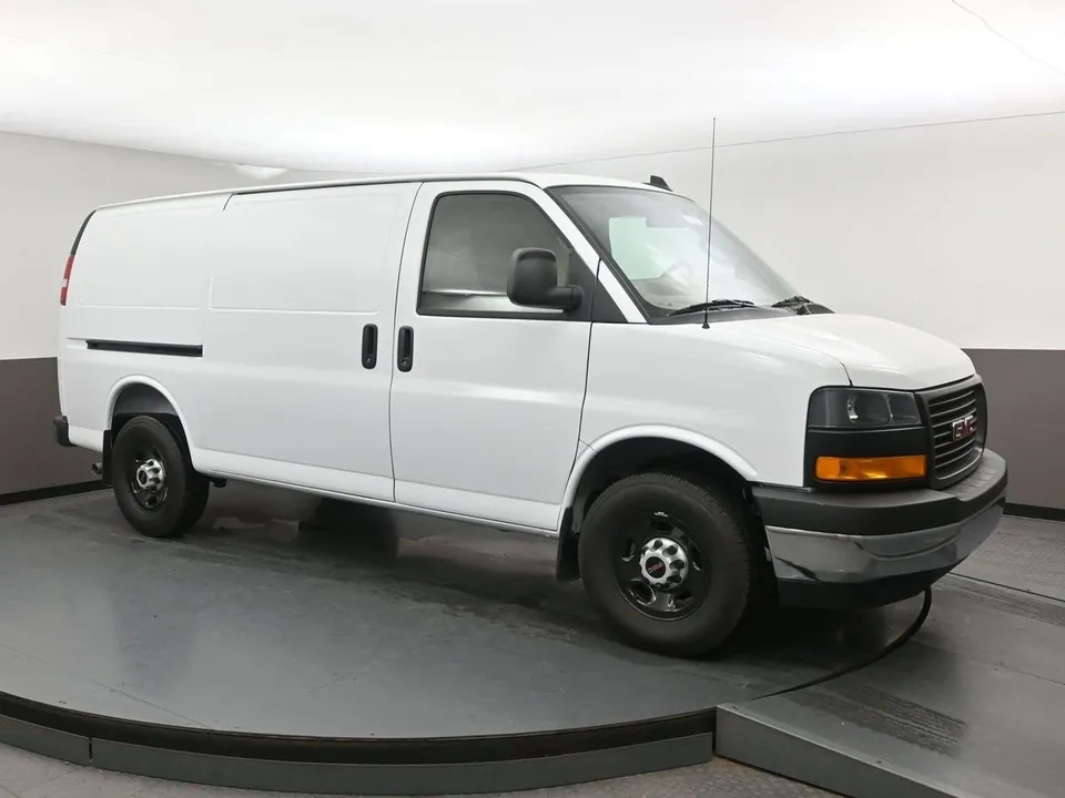 GMC Savana