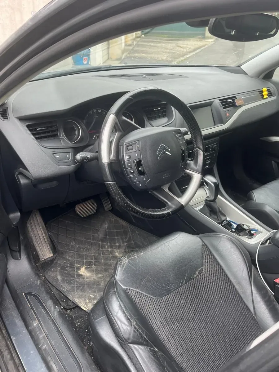 Citroen C5 2009 photo 3