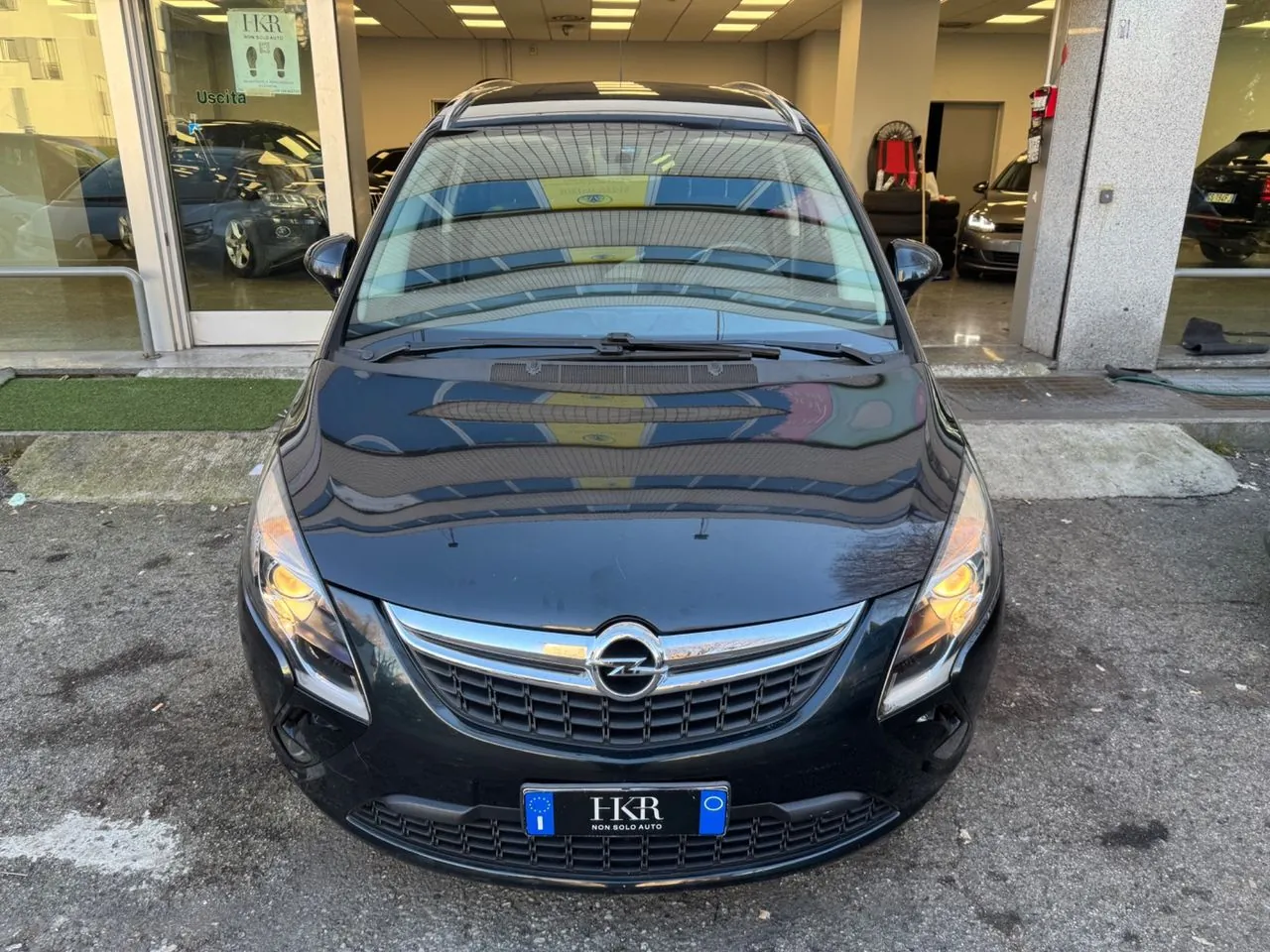 Opel Zafira Tourer 2012 photo 2