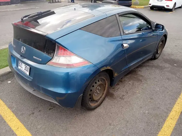 Honda Cr-Z 2011 photo 2