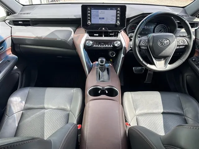 Toyota Harrier G 2022 photo 2
