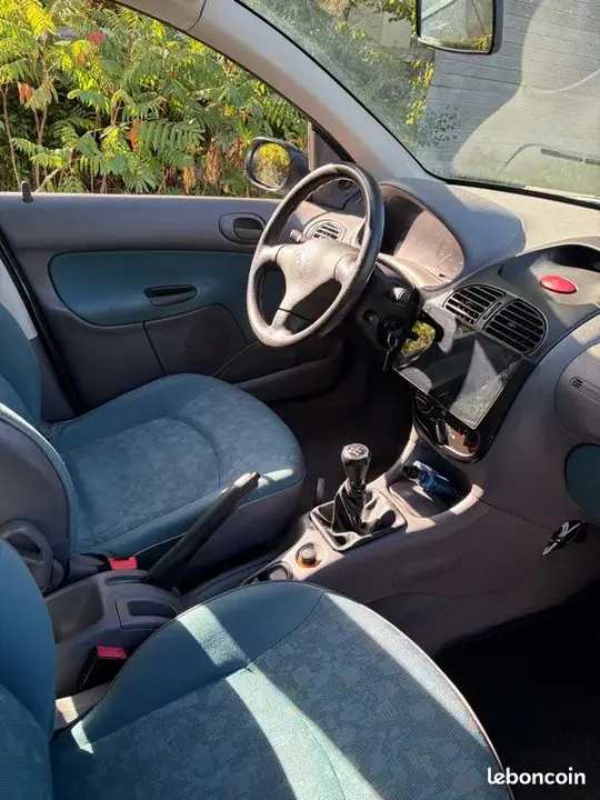 Peugeot 206 2001 photo 3