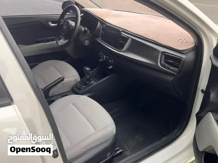 Kia Rio 2018 photo 4