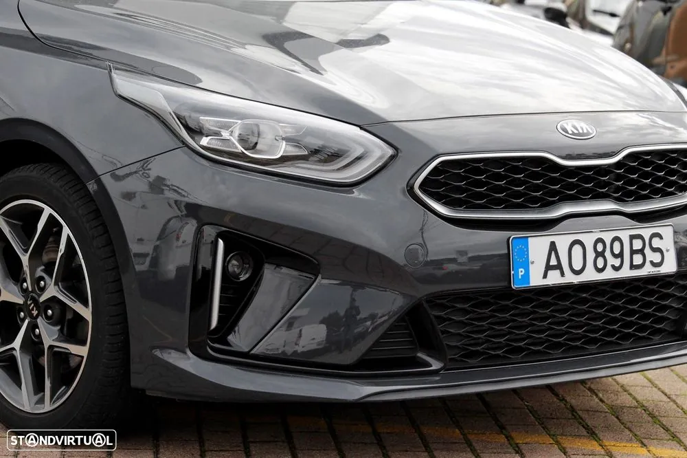 Kia Proceed 2022 photo 2