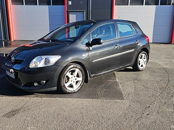 Toyota Auris 2007 photo 2