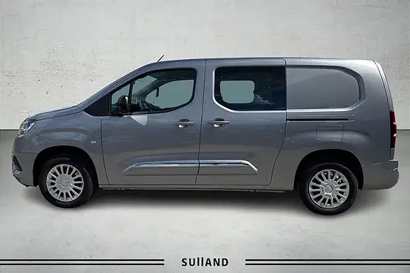 Toyota Proace City 2024 photo 2