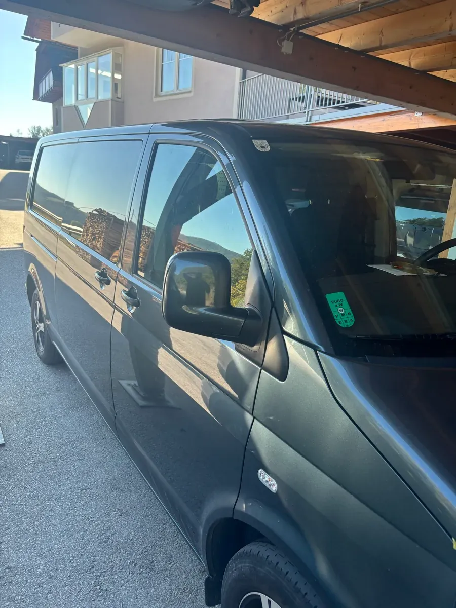 Volkswagen T5