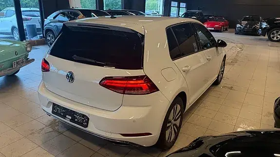Volkswagen E-Golf 2018 photo 5