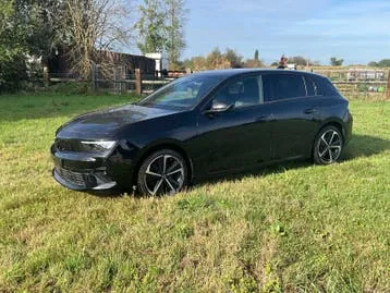 Opel Astra 2024 photo 2