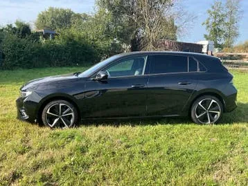 Opel Astra 2024 photo 3