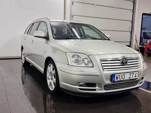 Toyota Avensis 2005 photo 4