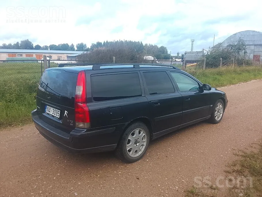 Volvo V70 2002 photo 3