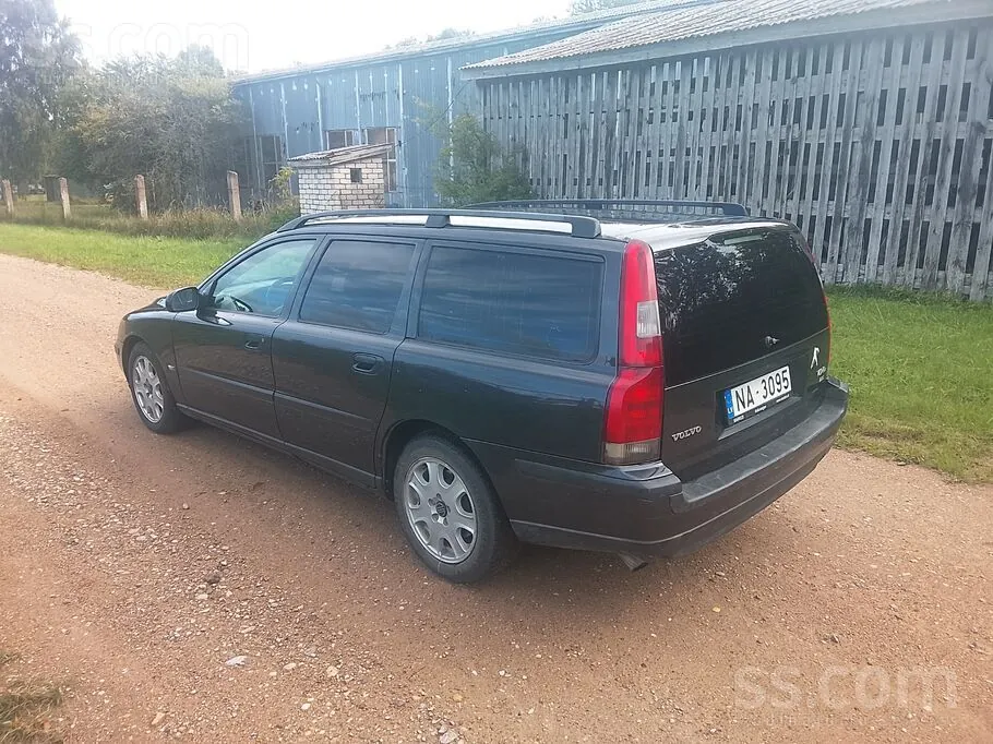 Volvo V70 2002 photo 4