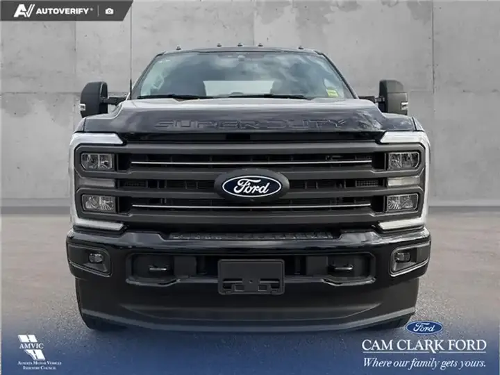 Ford F350 2027 photo 2