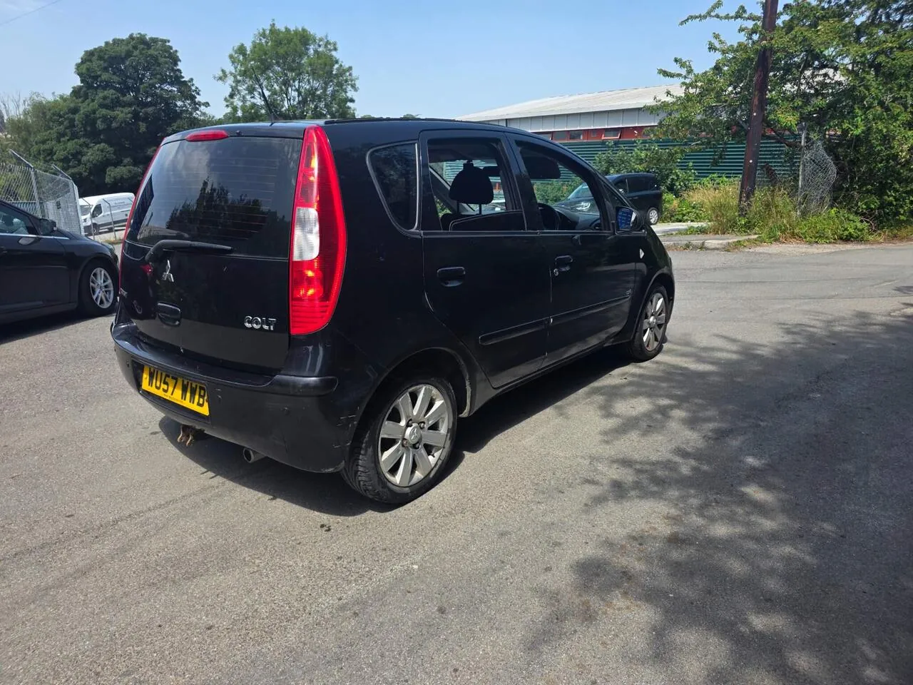 Mitsubishi Colt 2007 photo 2