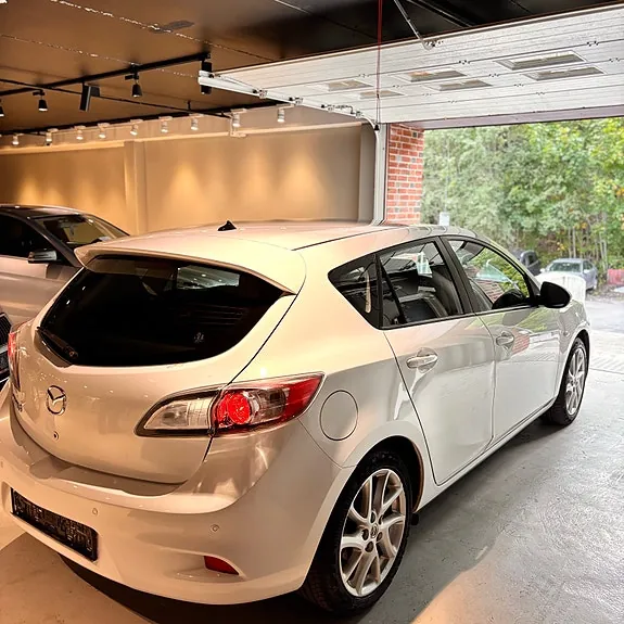 Mazda 3 2012 photo 3