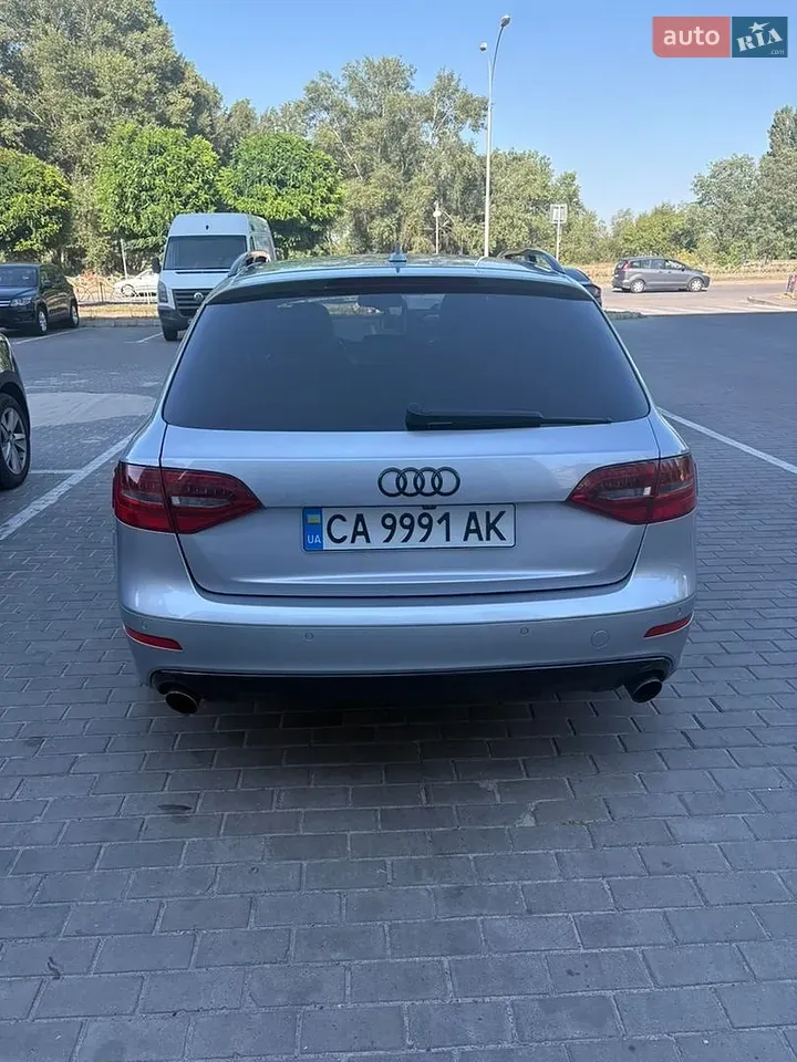 Audi A4 2014 photo 5