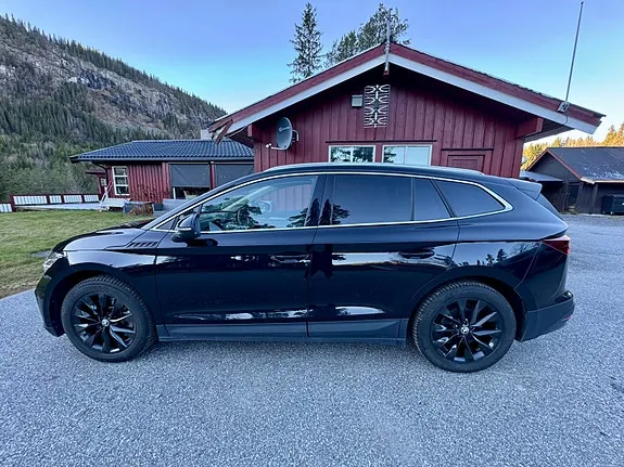 Skoda Enyaq 2023 photo 3