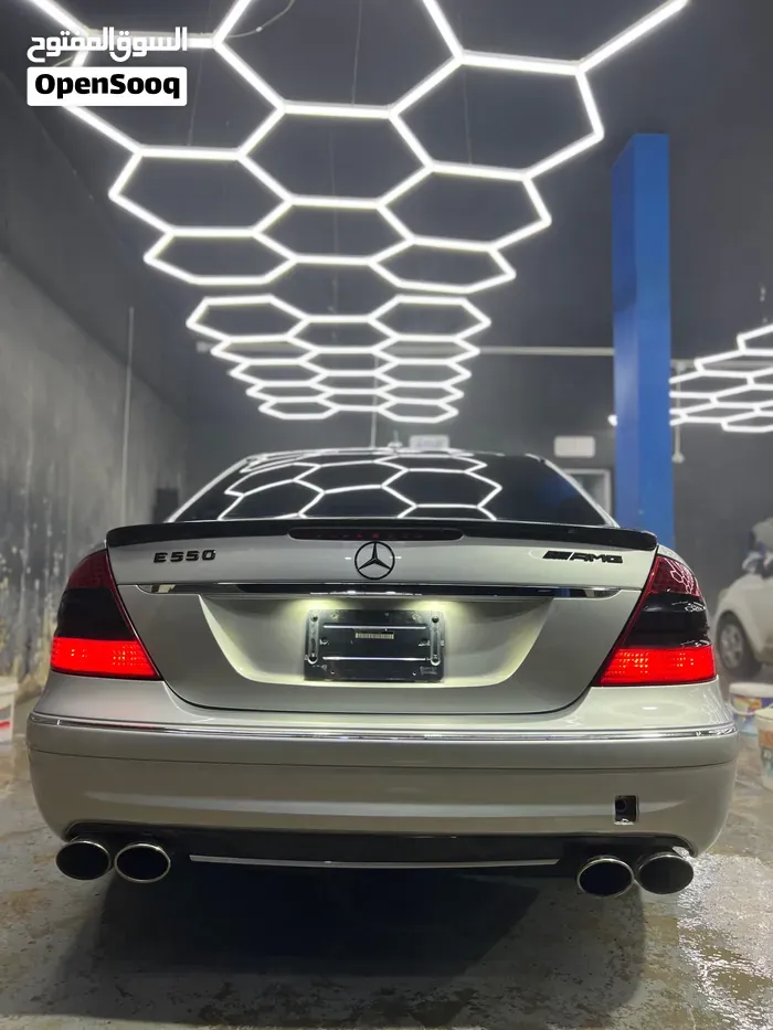 Mercedes-Benz E-Class 2009 photo 4