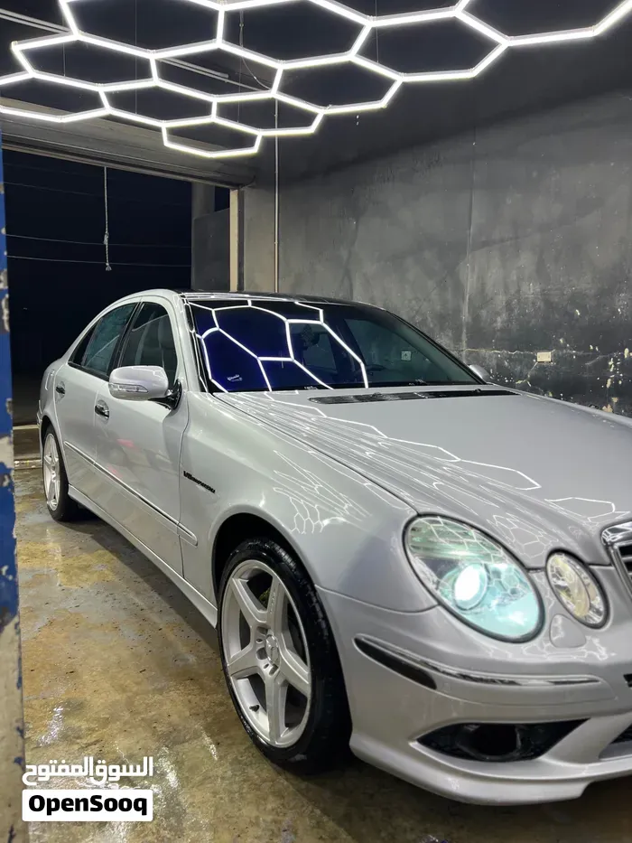 Mercedes-Benz E-Class 2009 photo 2