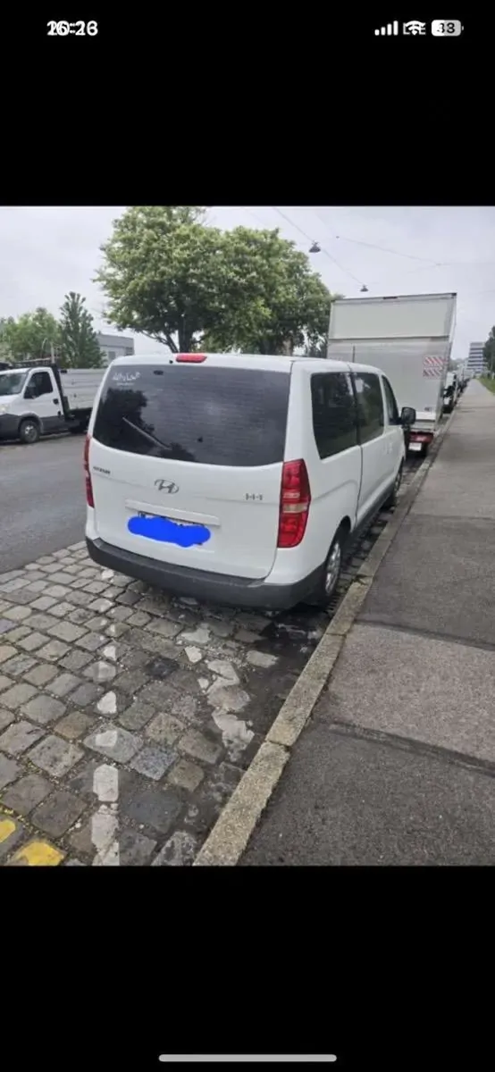 Hyundai H1 2011 photo 3
