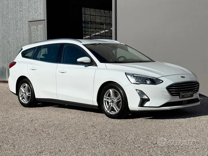 Ford Focus 2019 photo 3
