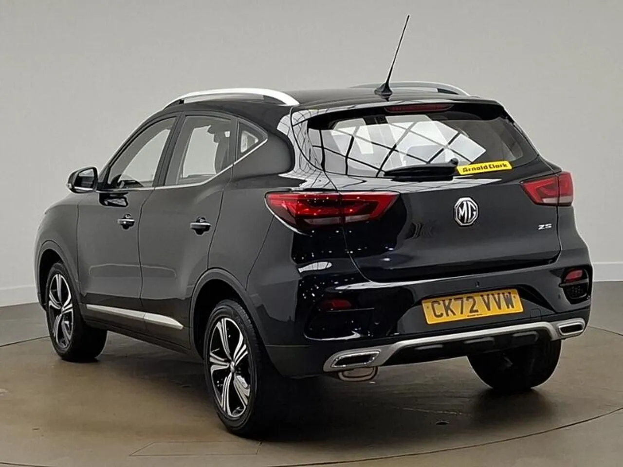 MG Mg Zs 2022 photo 2