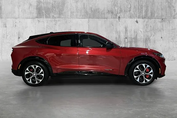 Ford Mustang Mach-E 2023 photo 4