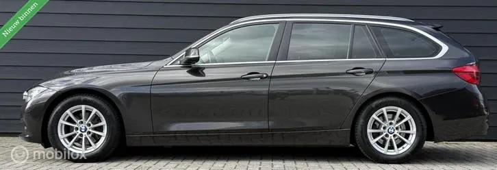 BMW 3 Series 2015 photo 3