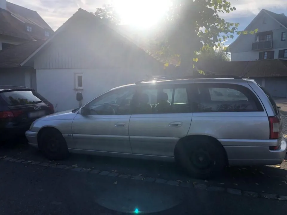Opel Omega