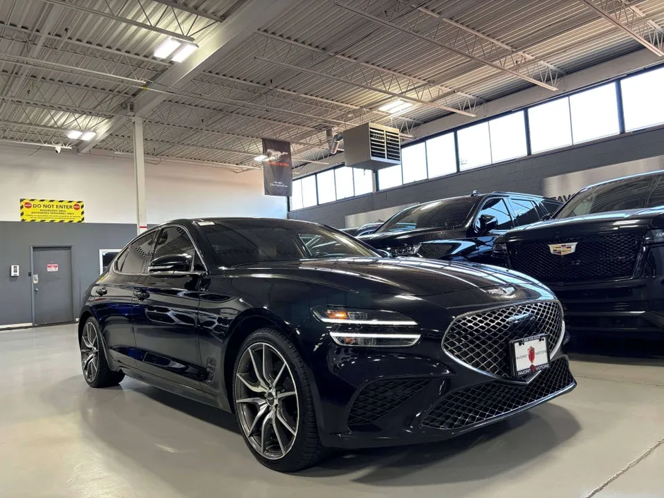 Genesis G70 2023 photo 2