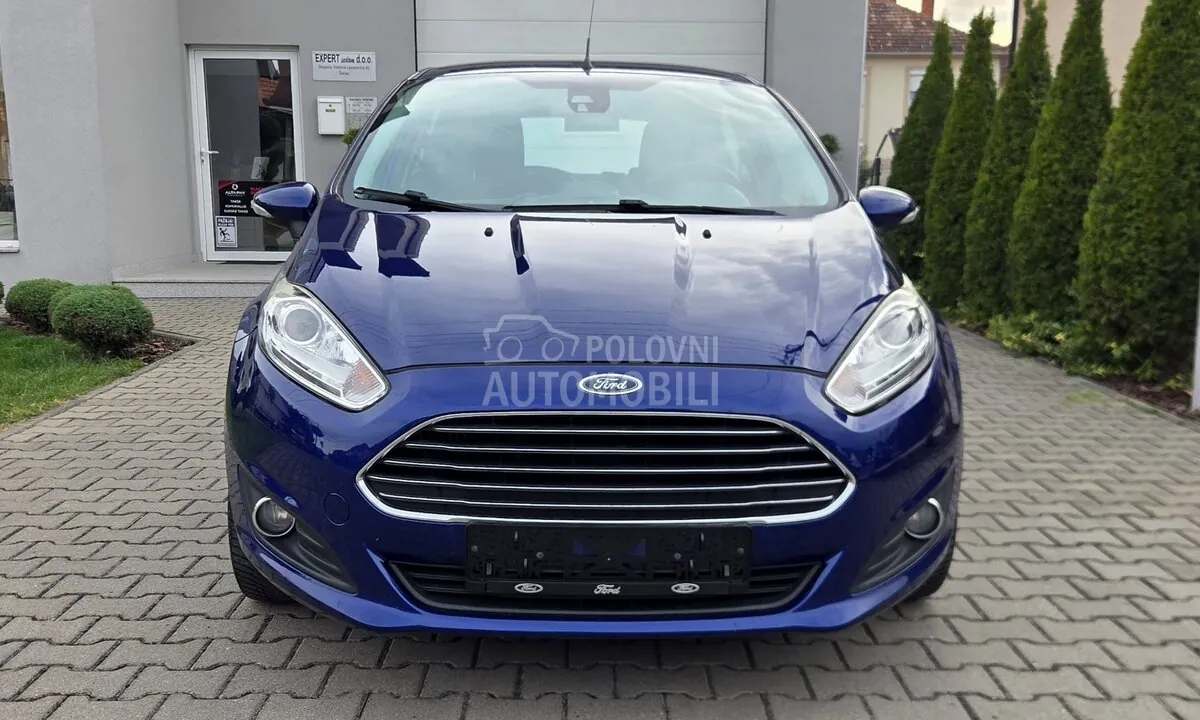 Ford Fiesta 2014 photo 2