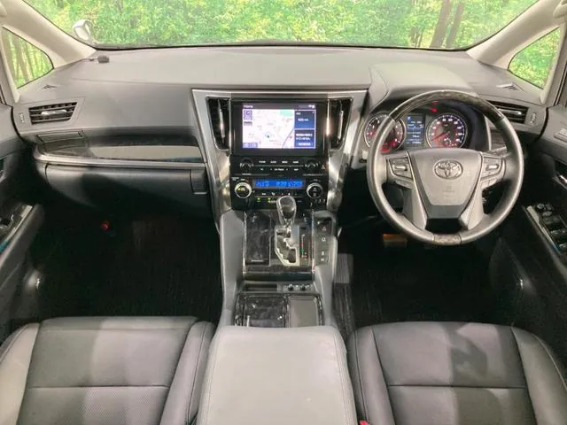 Toyota Alphard 2020 photo 2