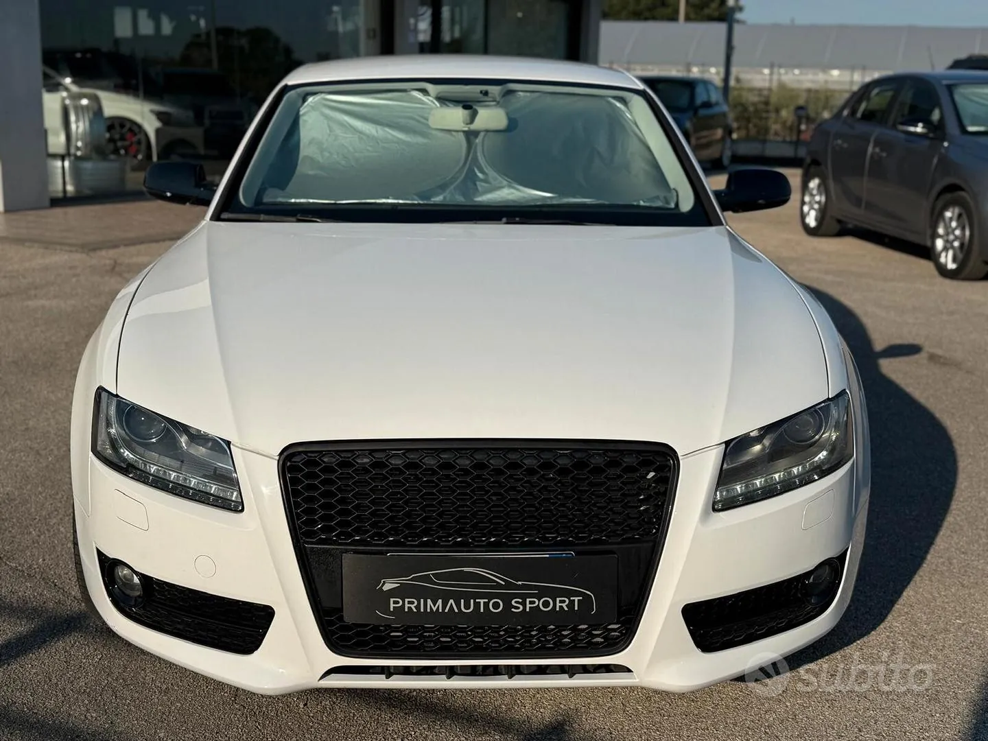Audi A5 2011 photo 2