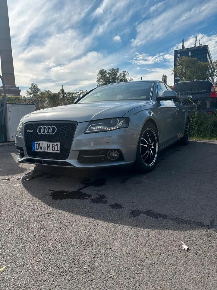 Audi A4 B8