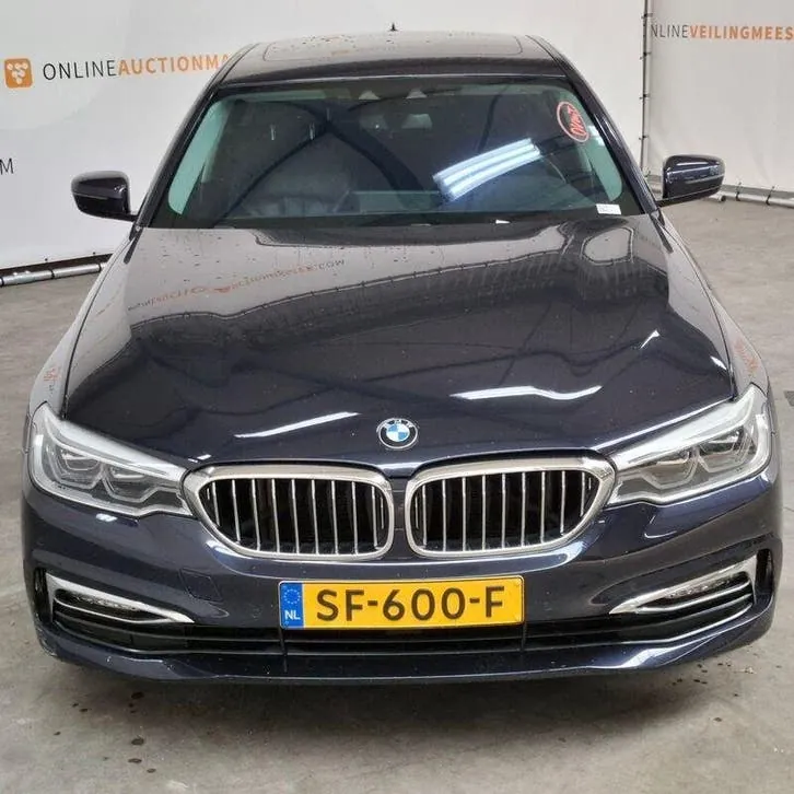 BMW 5-Serie 2018 photo 2