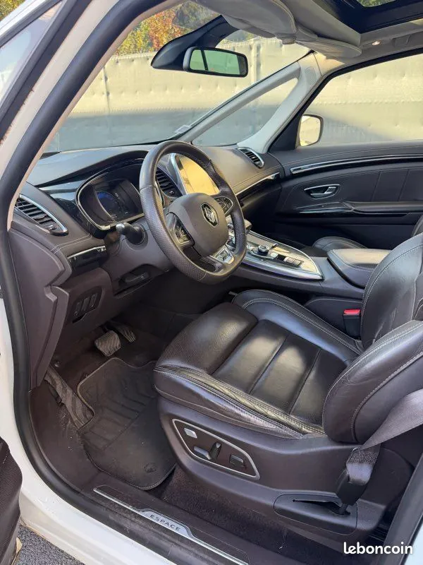 Renault Espace 2015 photo 5