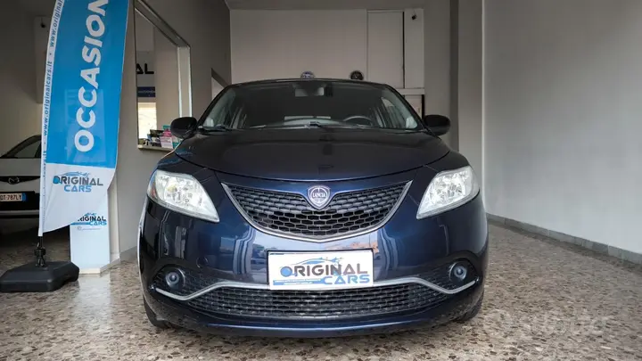 Lancia Ypsilon 2017 photo 2