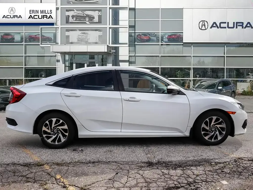 Honda Civic 2018 photo 3