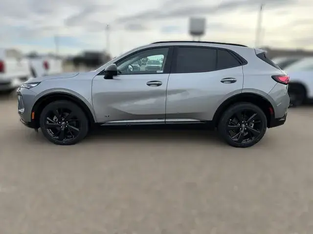 Buick Envision 2026 photo 2