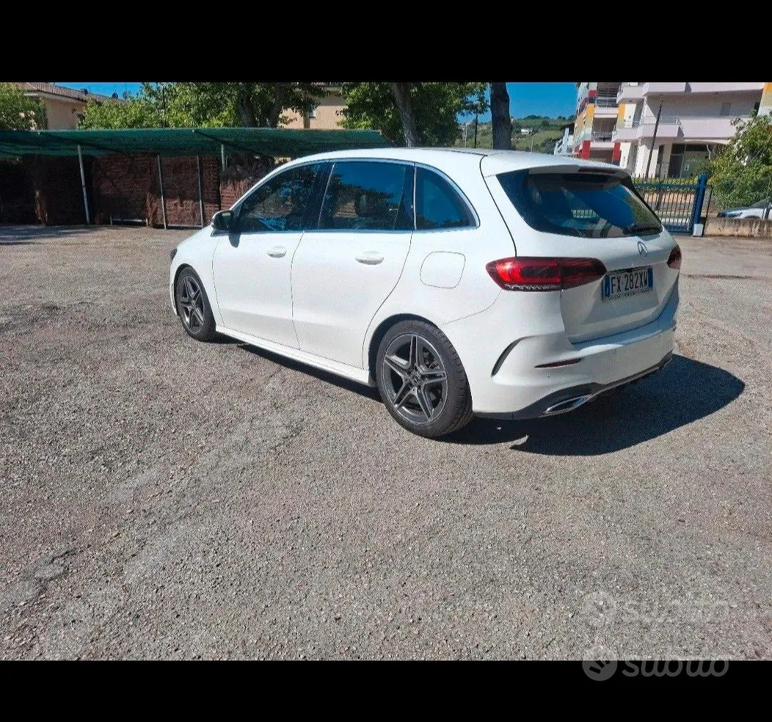 Mercedes-Benz B-Class 2019 photo 2