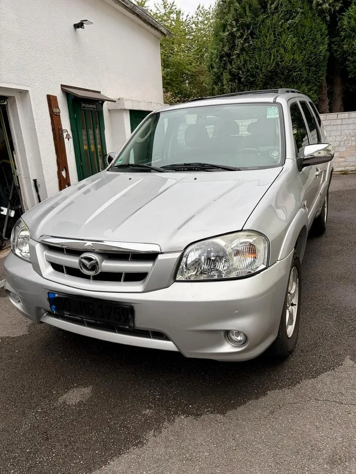 Mazda Tribute