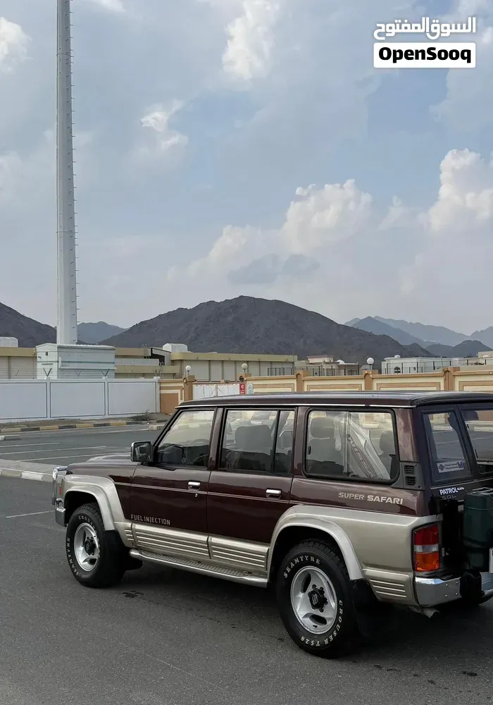 Nissan Patrol 1994 photo 3