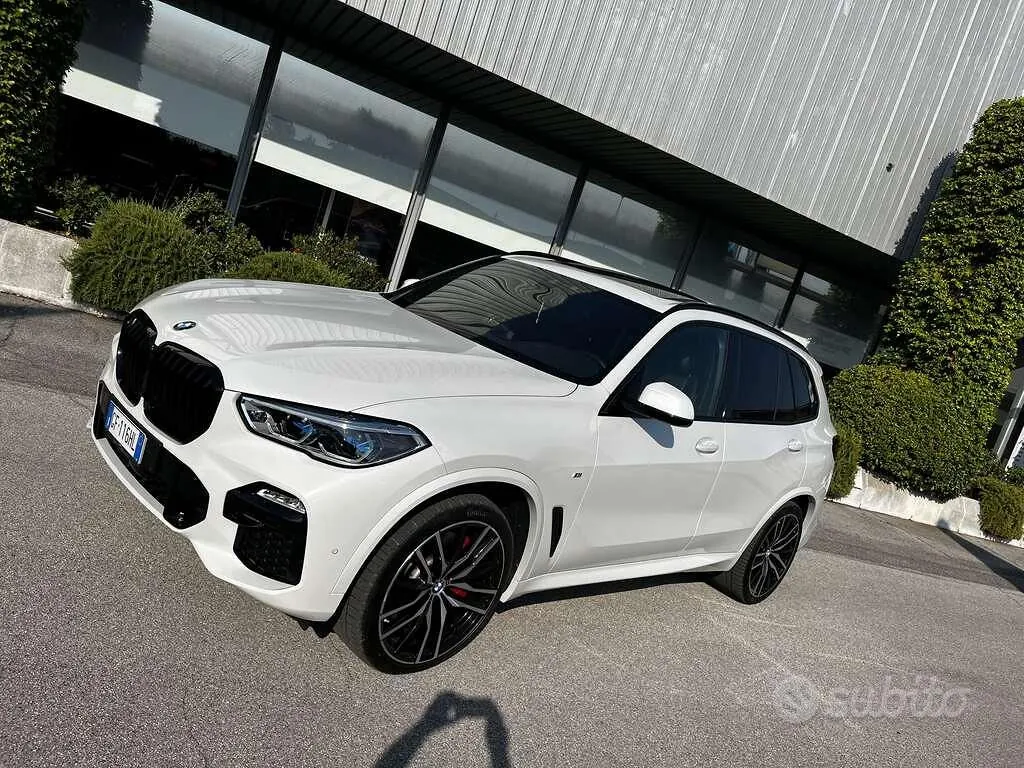 BMW X5 2021 photo 2