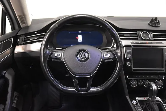 Volkswagen Passat 2015 photo 2