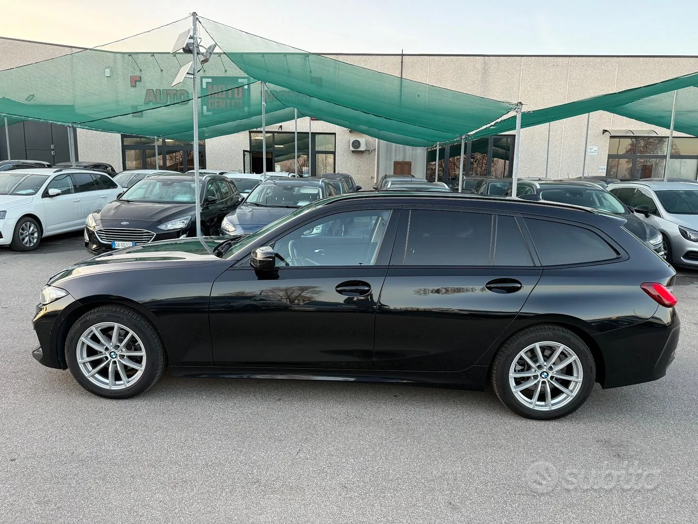 BMW 318D 2022 photo 2