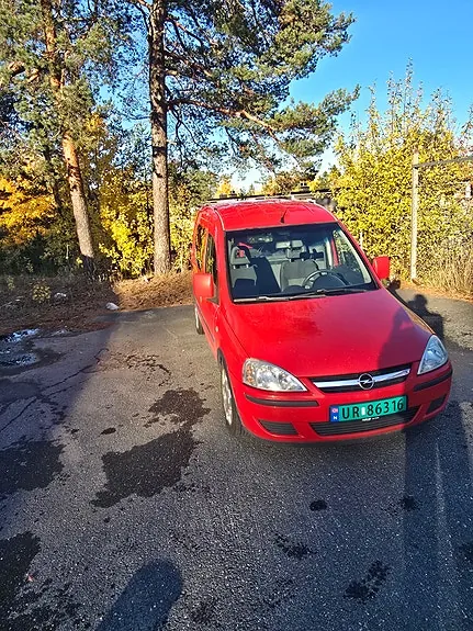 Opel Combo 2011 photo 2